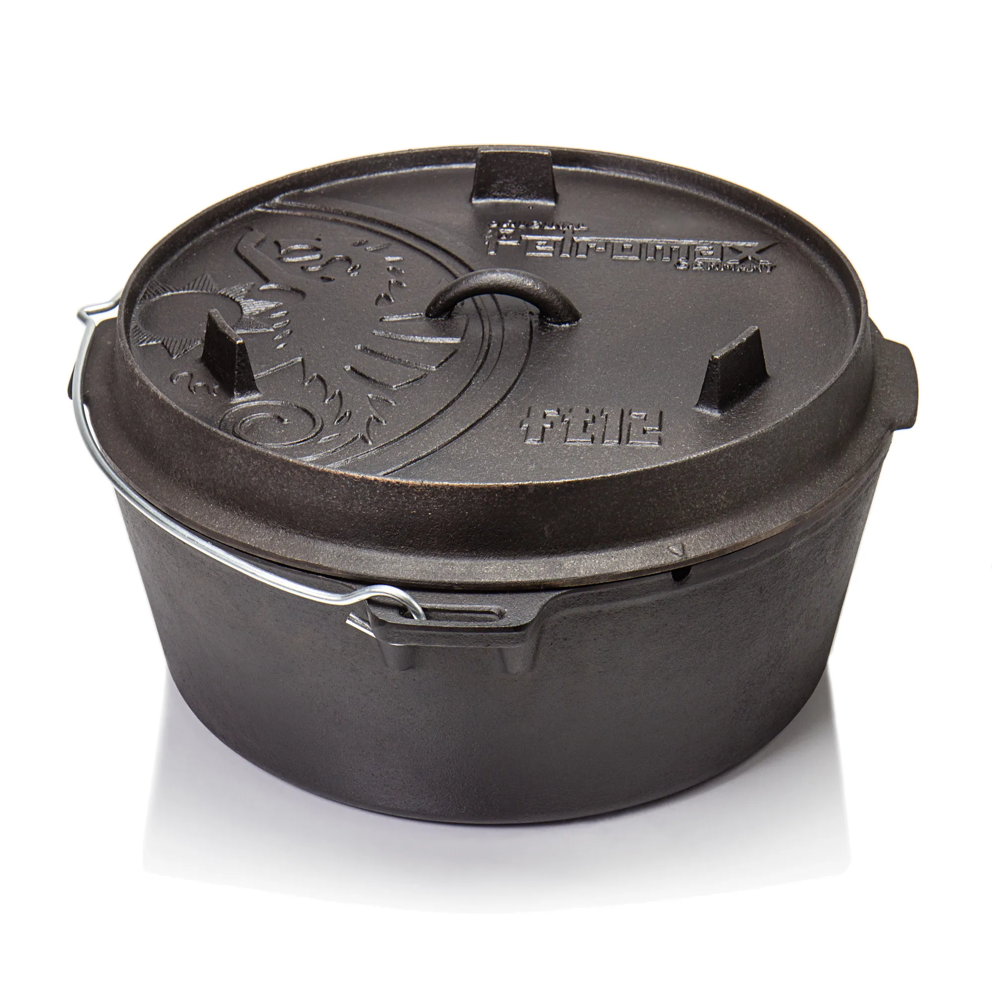 Petromax Dutch Oven FT12 With A Plane Bottom Surface Black | Buy Petromax Dutch Oven FT12 With A Plane Bottom Surface Black here | Outnorth